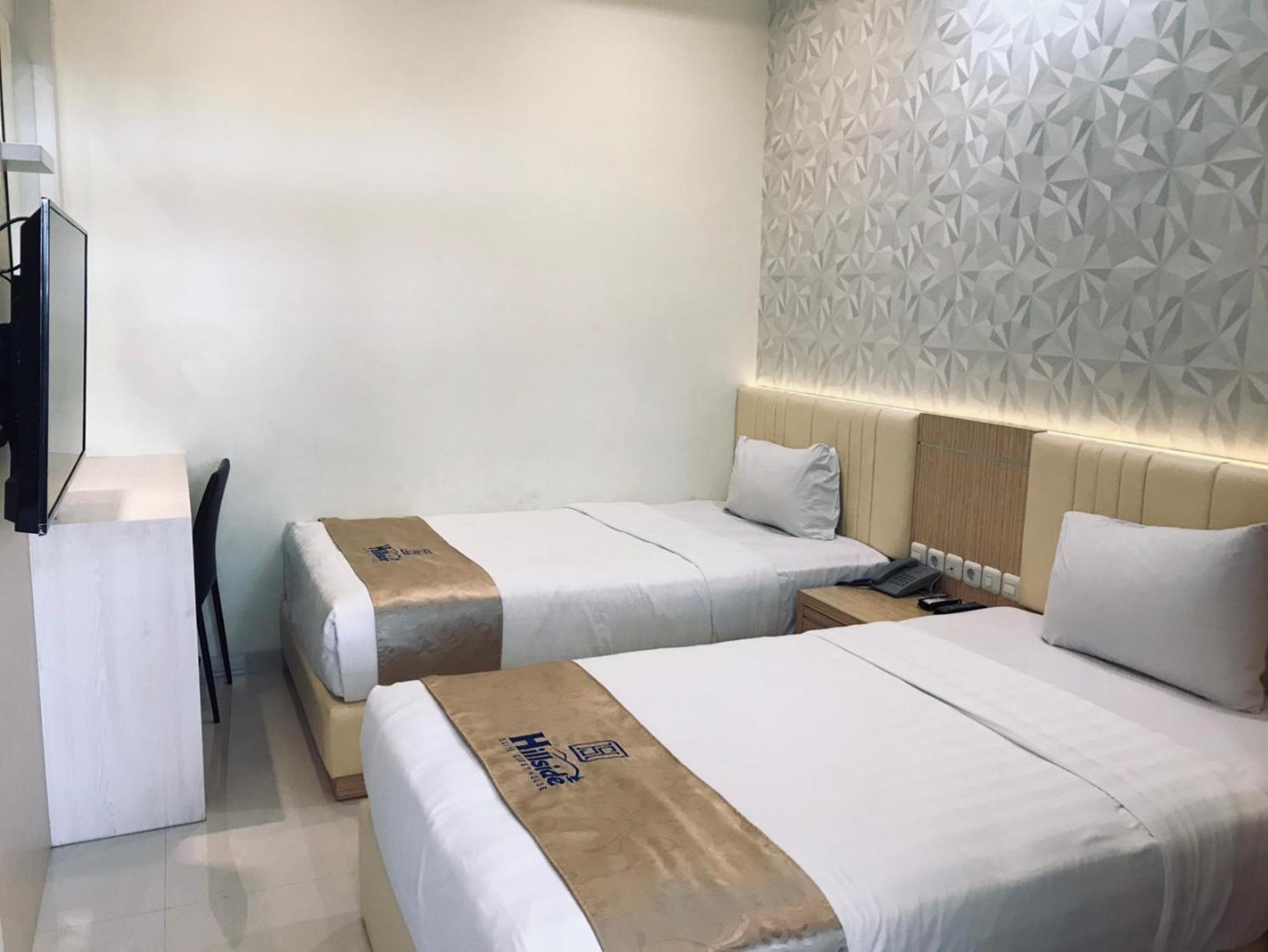 Hillside Suite Guest House Malang Dış mekan fotoğraf